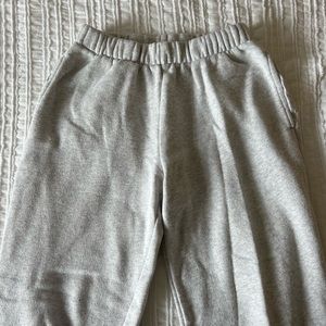 Brandy Melville Rosa Sweatpants
